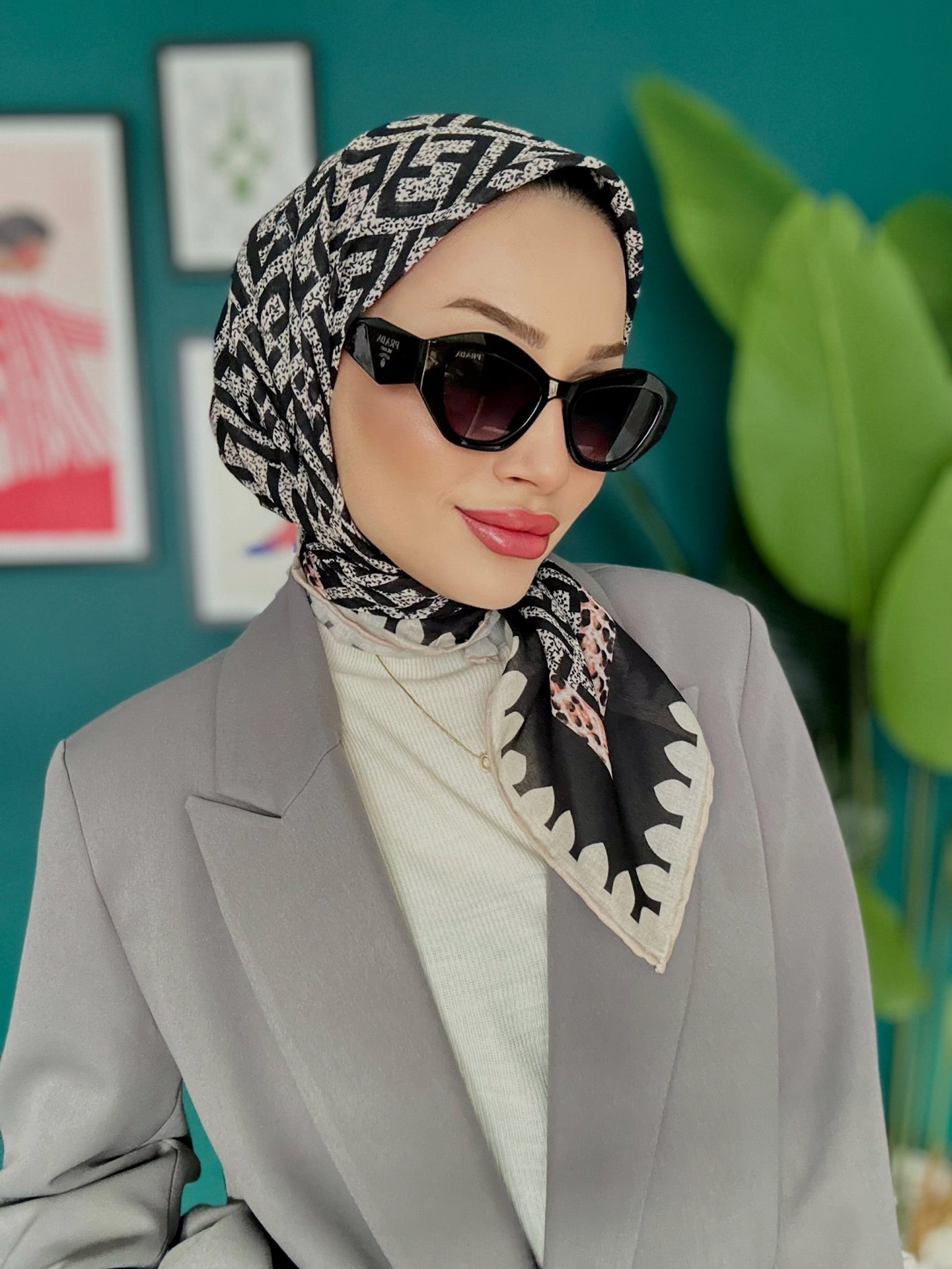 Fendi Bahar Esintisi Pamuk Keten Eşarp - Siyah/Bej - Organic ScarfsOrganic Scarfs