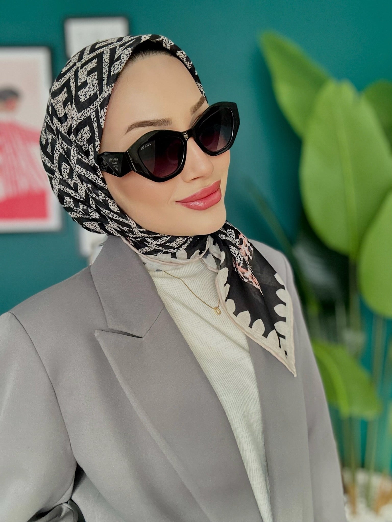 Fendi Bahar Esintisi Pamuk Keten Eşarp - Siyah/Bej - Organic ScarfsOrganic Scarfs