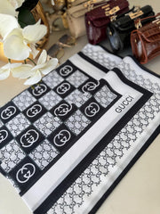 Gucci Krep İpek Eşarp 44125 - Antrasit - Organic ScarfsOrganic Scarfs