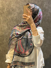 İthal Etro Yeni Sezon İthal Etnik Desen Vual İpek Şal 10041 - Bademi - Organic ScarfsOrganic Scarfs