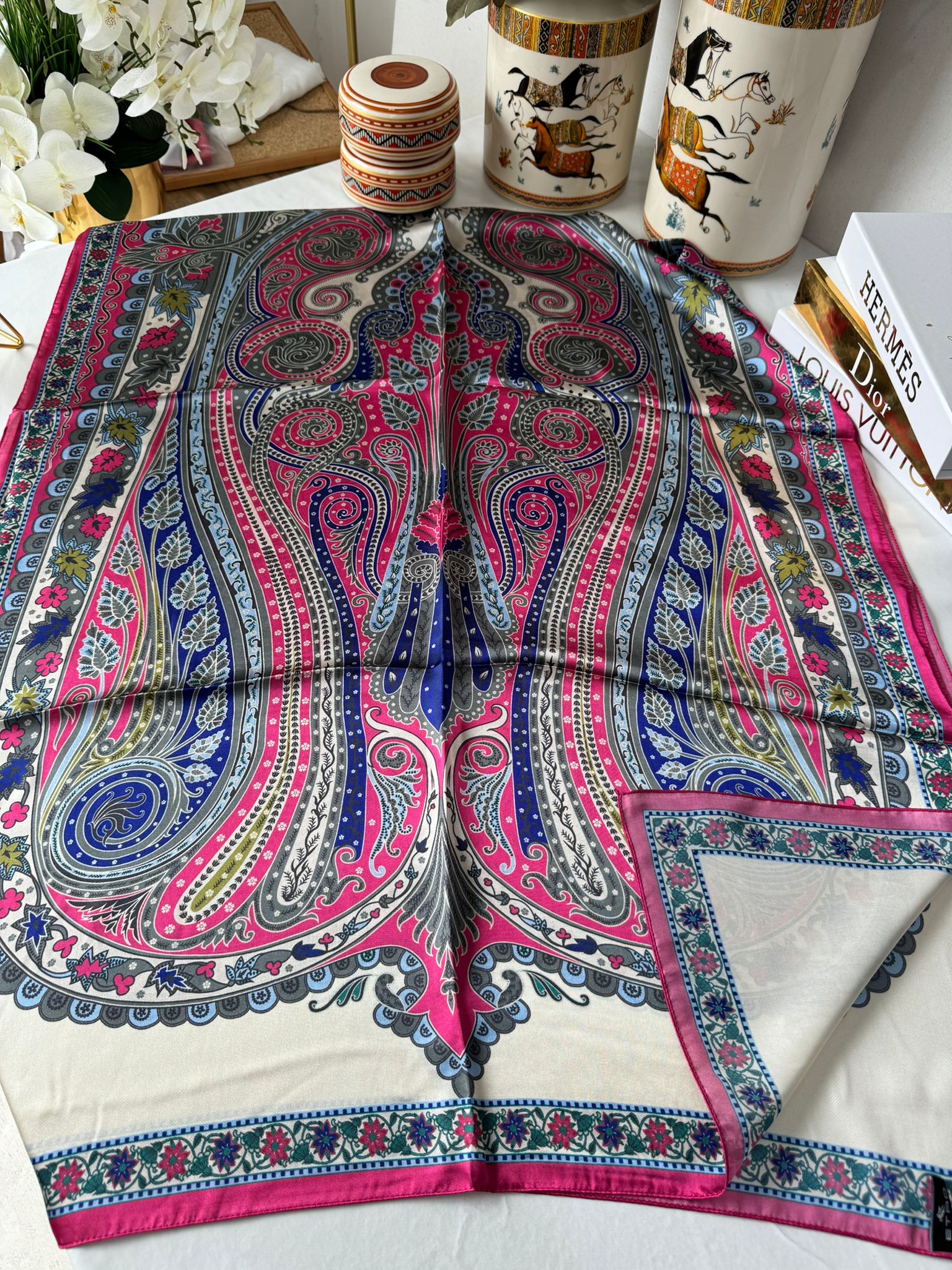 İthal Etro Yeni Sezon İthal Etnik Desen Vual İpek Şal 10041 - Fuşya - Organic ScarfsOrganic Scarfs