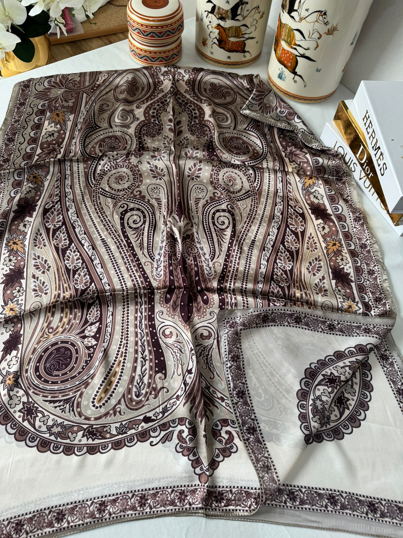 İthal Etro Yeni Sezon İthal Etnik Desen Vual İpek Şal 10041 - Vizon - Organic ScarfsOrganic Scarfs