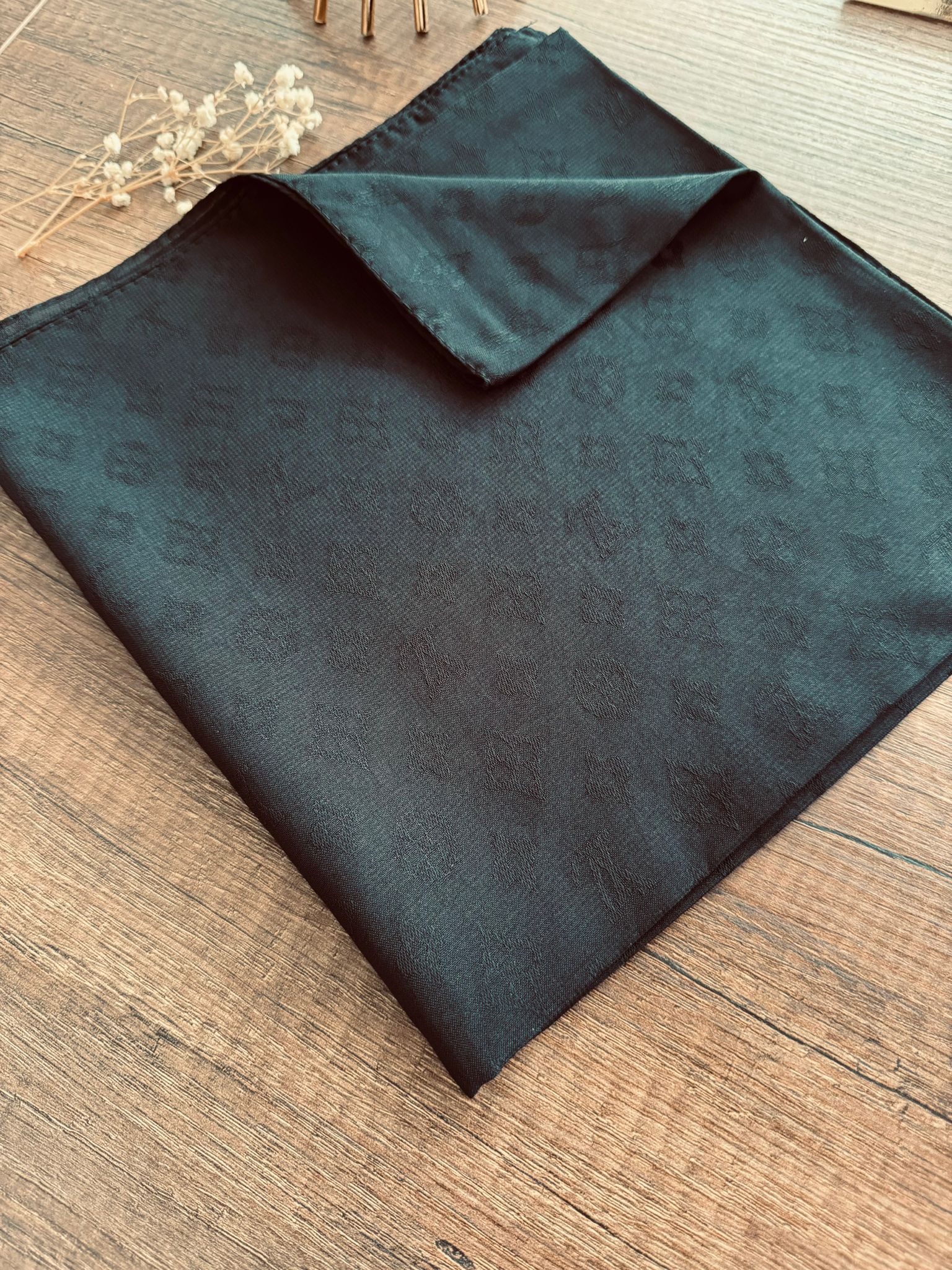 LV Krep Kraş Jakar Eşarp 50971 - Siyah - Organic ScarfsOrganic Scarfs