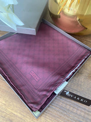 Vakko Monogram İpek Eşarp 44104 - Vişne - Organic ScarfsOrganic Scarfs